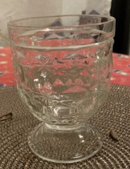 Set of 8 Vintage Juice Glasses 4 1/4″ Tall 3 in diameter Pedestal Footed