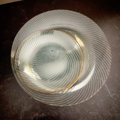 «Swirl» pattern glassware by British firm Chance Brothers – 1 medium, 4 small