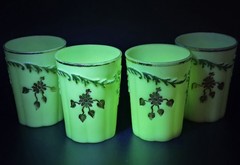 Antique Northwood Intaglio Uranium Custard Glass Tumbler Green & Gold Flower