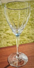 Lenox «Firelight Platinum» Crystal Wine Glass. 7 7/8″ Tall. Excellent Condition