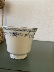 Minton Bone China Bellemeade tea cup coffee cup drinkware MINT Vintage cafe mug