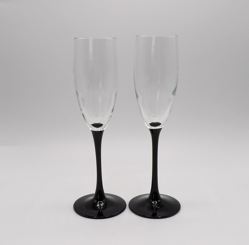Domino Signature Black by Cristal D’Arques-Durand Fluted Champagne Glasses S/2