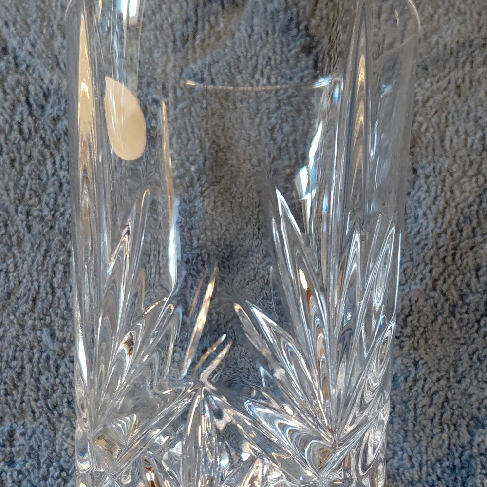 Clear Cut Glass Tumbler, Decorative Starburst Pattern, 1-Piece