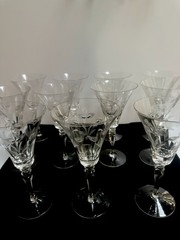 VTG 50s HAND CUT PANEL ETCHED KNOB STEM 9”H WINE SHERRY GLASSES SET OF 11 READ