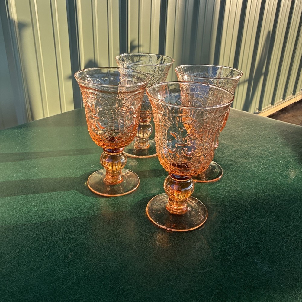 4 Beautiful Pink Heavy Glass Entertaining Goblets