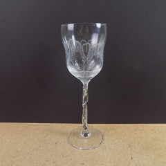 Spiegelau Crystal Wine Glass Tulip Shape Etched Petals Frosted Stem 8-5/8″ Tall