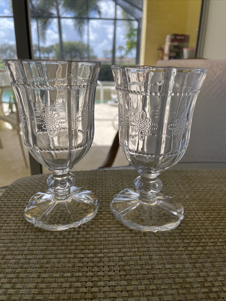 PAIR of Juliska Colette Clear Wine Glasses Goblets 5 5/8” Nice