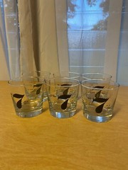 Set of 6 Clear Drink Glasses 3-1/4″ Tall Number 7 Type Lettering Graphic Logo