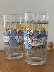 Rare Vintage Country Goose Glasses Set 2 Blue White Yellow Farmhouse Indonesia