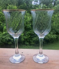 SET OF 2 VINTAGE CIRCLEWARE MAXIM STEMWARE WINE GLASSES GOLD RIM SWIRL Euc