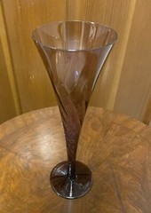 ITALIAN EMPOLI AMETHYST SWIRL TWIST HOLLOW STEM 10″ CHAMPAGNE GLASS FLUTE