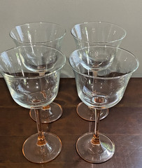Cristal d’Arques AMERICANA ROSE Blush Pink/Peach Stem 7″ Wine Glasses Flared-6