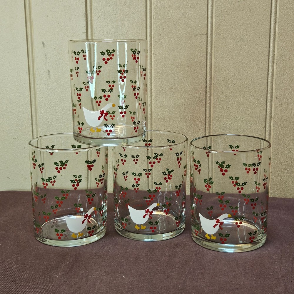 4 CHD Anchor Hocking Christmas Goose Holly Berries Rocks Lowball Glasses 1984