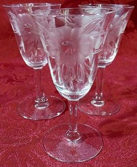 16PC VINTAGE ETCHED FLORAL CRYSTAL STEMWARE CHAMPAGNE/MARTINI/WINE GLASSES LOT