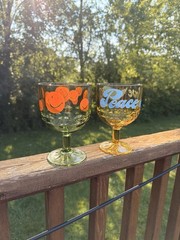Vintage 1970s Bartlett-Collins orange smiley face green glass goblet