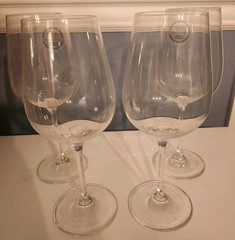 Set of 4 Lenox Tuscany Classics Crystal Red Wine Glasses 9.25″