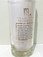 Scorpio Zodiac Glass Tumbler Anchor Hocking 22K Gold Highball Barware VTG