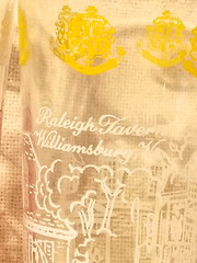 2) «Hazel Atlas» Drinking Glass Tumblers Americana «Williamsburgh» «Raleigh»
