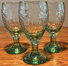 Libbey Orchard Fruit Green Water Goblets Set of 3 Textured Fruit Glasses 7”