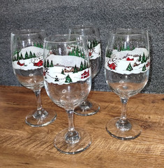 Set of 4 VTG Libbey Winter Village Christmas Wine / Water Glasses Goblets 12oz