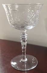 Wine Etched Clear Glass ~ 5.75″ Tall ~ 3″ Fancy Stem ~ 3.25″ Top ~ 6 oz ~ EUC
