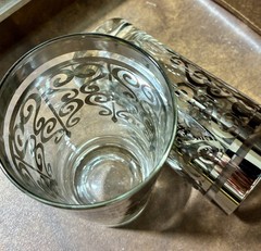 (7) Vintage Kimiko MCM Silver Knight Crest Highball Glass Set Of 7 Bar Water