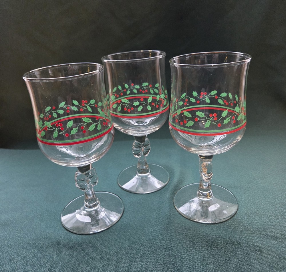 Set of 3 Vintage Arbys Christmas Holly Berry Wine Glasses Bow Stem