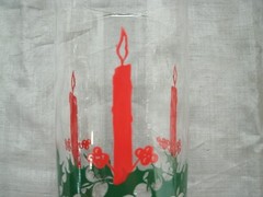 Vtg Unknown MFG Set of 8 Christmas Tumblers Holly Berries & Candles UNK14877 EC