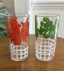 Hazel-Atlas MCM Glass Tumblers Red Hibiscus Green Iris White Lattice, Set Of 2