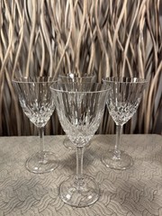 Vintage Crystal Wine Glasses: Diamond Facet Cut Stem. Diamond Pattern Bowl Set 4
