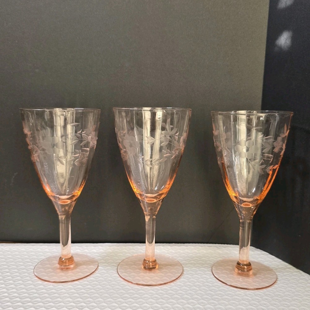 VTG Depression Glass Wine Goblets Set of 3 Etched Ribbed Rambler Rose Pink 7in