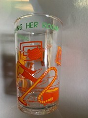 Vintage Welch’s Juice Glass Archie Comics “Sabrina Cleans her Room» VTG