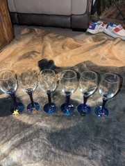 6 Glass Wine/Champagne Glasses with Cobalt Blue Twisted Stem & Sea Pendants
