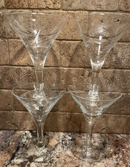 Set Of 4 Beautiful Vintage Etched Floral Martini Cocktail Glasses 4 oz