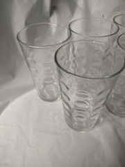 Set Of 5 , Clear Glass Tumblers Large Dot Pattern Thumb Print 16 oz 6″