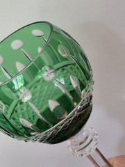 GODINGER AJKA KING LOUIS XENIA 7-3/4″ CASED CUT TO CLEAR GREEN HOCK WINE