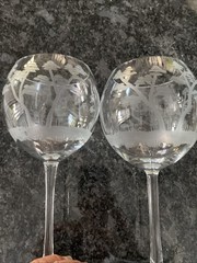 Queen Lace Crystal «Kenyan African» Giraffe & Lion Wine Goblets Glass – 8 7/8″