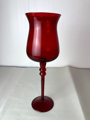 Large 11 1/2 » Ruby red glass/ wine glass