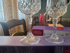 NIB 2 Set of 4 Cristal D’Arques Longchamp 5.25oz and 8.25 Crystal Wine Glasses
