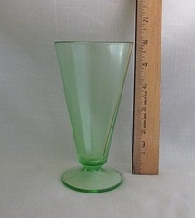 Vintage Green Uranium Depression Glass Footed Tumbler Drinking Glass 6″ Glows
