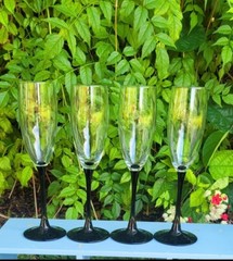 Vintage X4 Set Luminarc Domino Black Stemmed French Champagne Flutes.