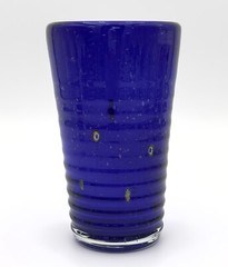 VINTAGE COBALT BLUE MILLEFIORI STYLE CASED HAND BLOWN GLASS TUMBLER THICK GLASS