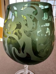 michael weems collection 2002 signed water/wine goblet emerald twist stem 8 5/8″