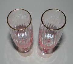 Set of 2 Pink & Gold Fluted Glass Champagne Flutes 9 inch 6.4 Oz