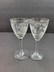 Set of 2 Etched Floral Cordial Glasses Clear Smooth Stem 5 1/2″
