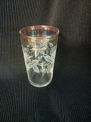 Bartlett Collins Vintage Frosted Grape Vine 22KT Gold Trim 5 Oz Glass Tumbler
