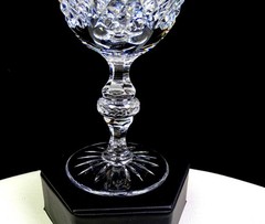 Kusak Brilliant Cut Crystal Cherry Diamond And Fan 2pc 5 5/8″ Wine Glasses 1975-