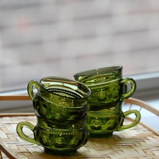 Set of 4 VTG Indiana Glass Kings Crown Avocado Green Cups