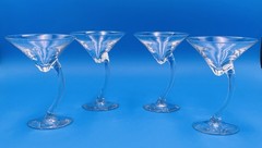 Vtg Set of 4 USA Libbey Bravura Martini Glasses Curved Stem 6.5″ EUC