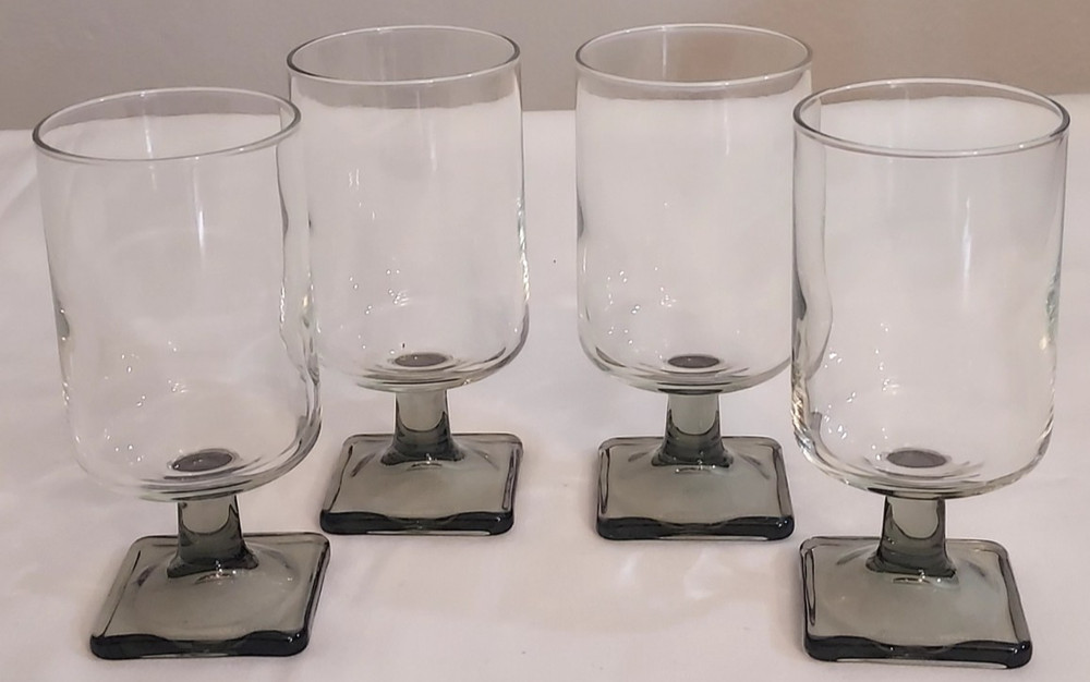 4 c Federal Glass NORDIC Midnight SMOKE Art Deco Ftd JUICE TUMBLERS Square Stems